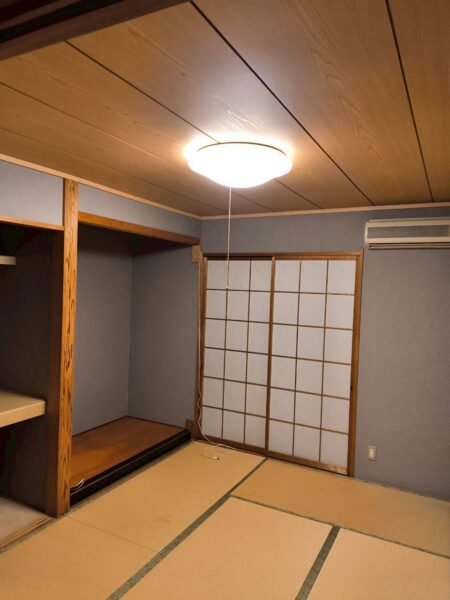 福岡県太宰府市にて中古住宅のクロス張替え工事の施工後写真