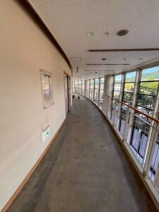 イベントホール改修に伴う床張り替え工事 施工前