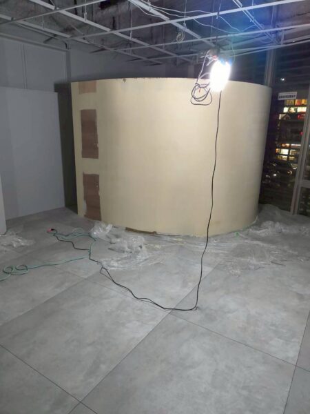 福岡市中央区にて内装工事〈新規オフィスの内装工事〉の施工前写真